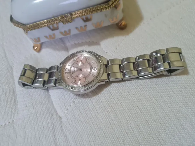 Lindo relógio casio sheen feminino