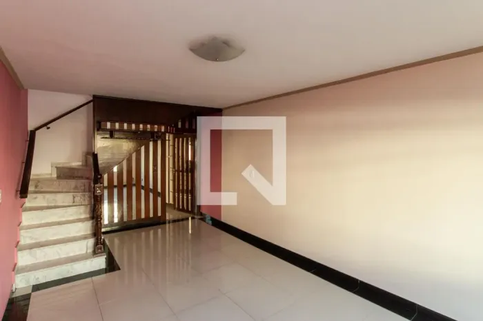 Casa à Venda - Vila Mazzei, 3 Quartos, 150 m2