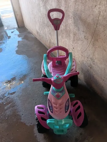 Triciclo infantil
