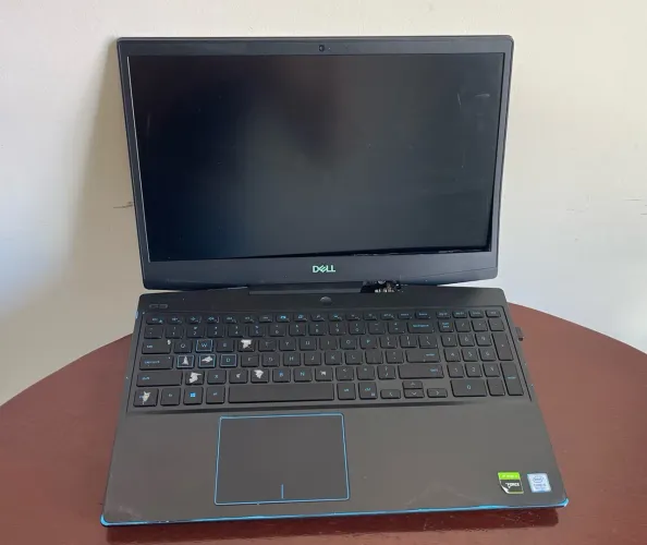 Vende-se notebook Dell G3 3590