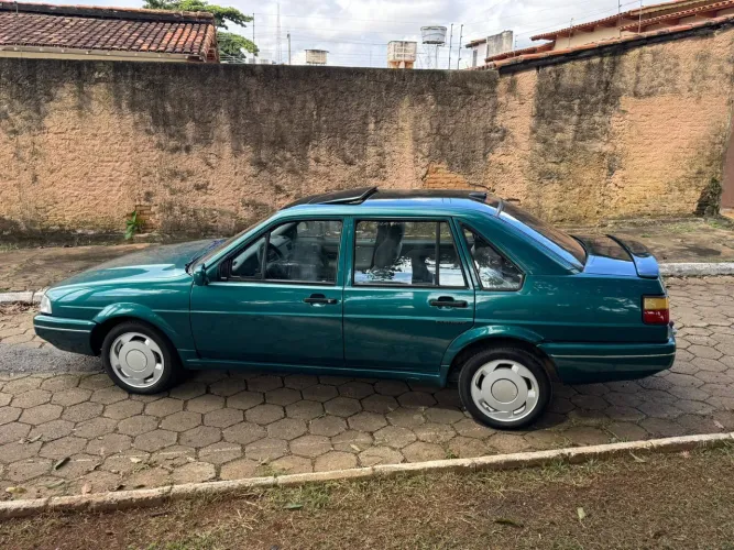 Volkswagen Santana Exclusiv 2.0 MI/ Executivo 2.0i 1996