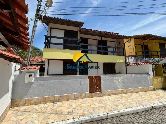 LINDA CASA DE 04 QUARTOS SENDO 01 SUÍTE PARA LOCAÇÃO EM GARATUCAIA, ANGRA DOS REIS - RJ
