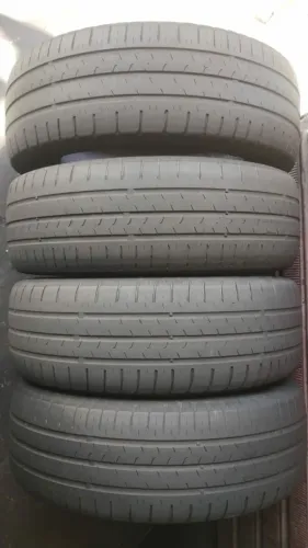 Pneus aro 15 185 60 15 4 iguais marca continental