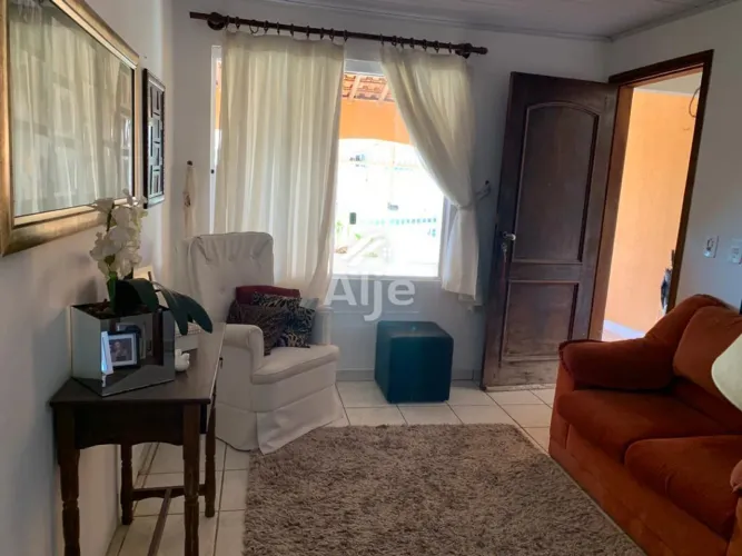 VENDE-SE Casa NO NÚCLEO HABITACIONAL DOUTOR FERNANDO MAURO PIRES ROCHA - MARÍLIA/SP