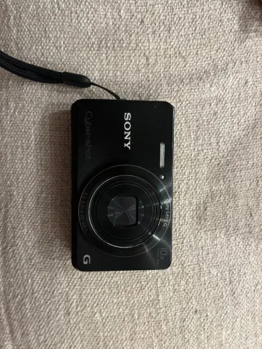 ? Sony Cyber-shot DSC-W690 - 16.1 MP