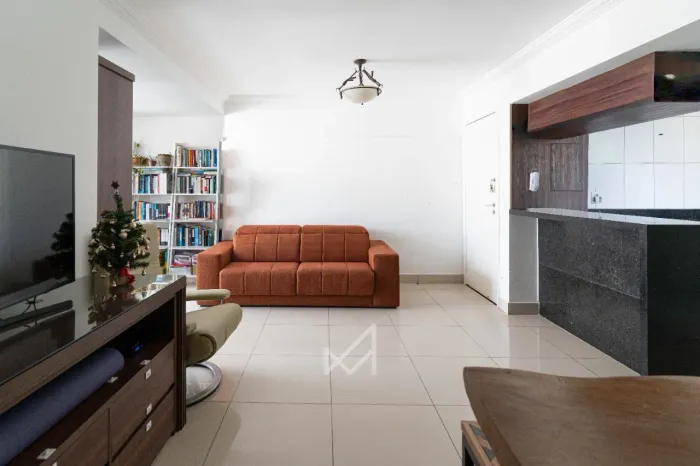 Apartamento 03 quartos à venda no bairro de Lourdes