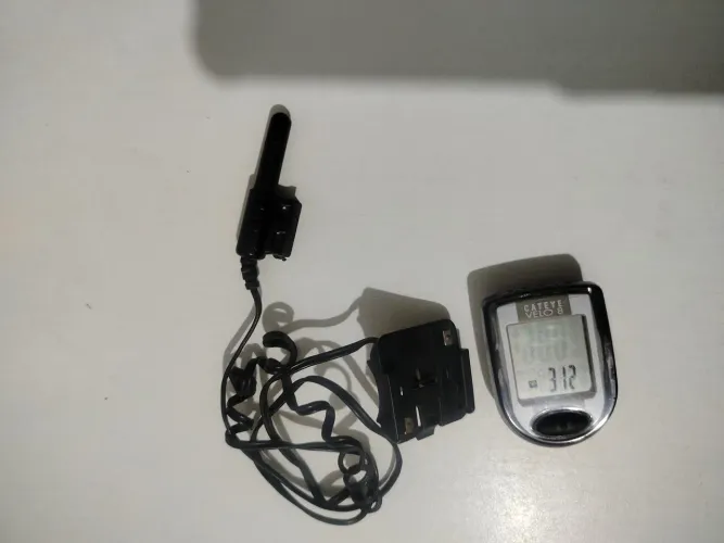 Velocímetro Cateye velo7