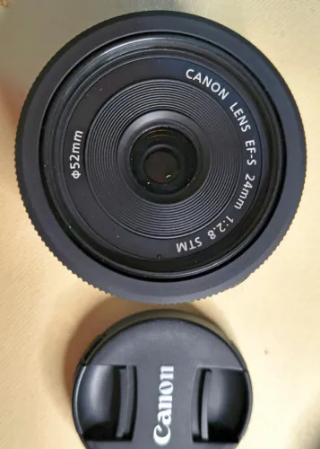 Lente Canon EF-S 24mm f/2.8 STM "Pancake"