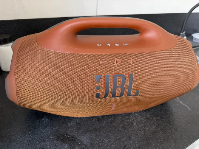 Jbl bombox 4