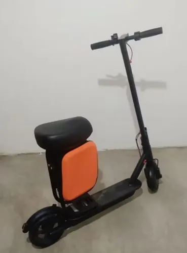 Patinete elétrico com banco Novo