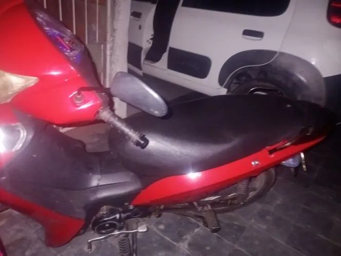Em otimas condições Shineray 50 cc carenagem de biz 125 modificada em dias sem multa 