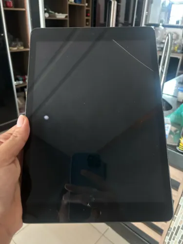 VENDO IPAD 9º GERAÇÃO 64g