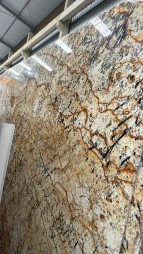 Piso de Mármores Galax Gold