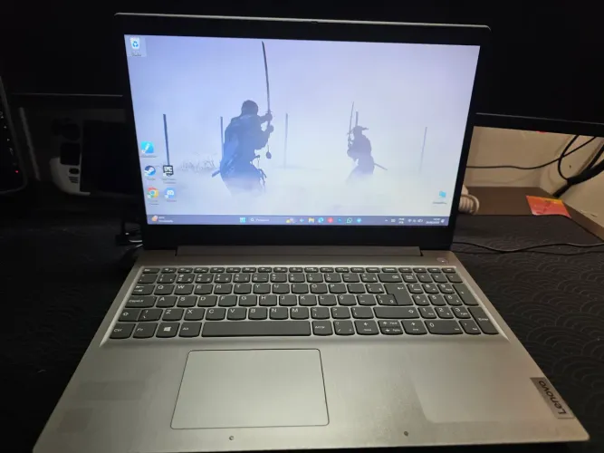 Notebook Lenovo ideapad 3i | Intel i5 | 8gb ram | 256gb armazenamento 
