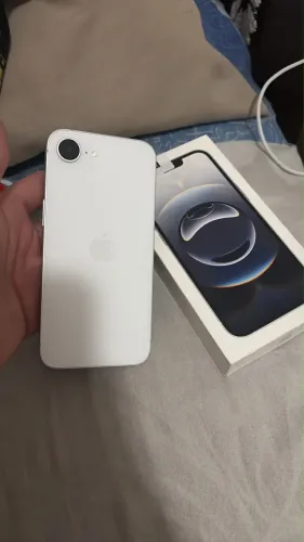 iPhone 16e venda ou troca.