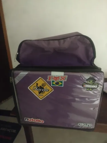 Bag laminada semi nova
