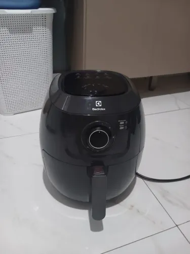 Air fryer electrolux 5 litros 