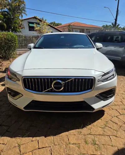 Volvo S60 T-5 Inscription 2.0 254cv 4P 2020