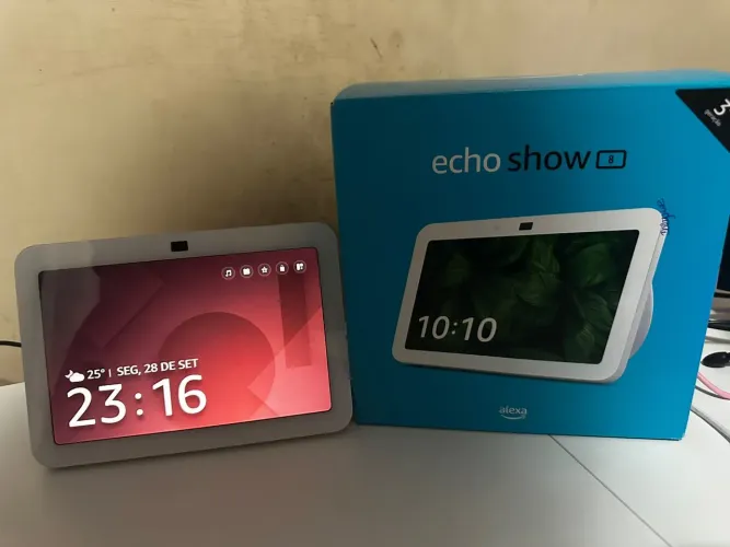 Echo Show 8 - 3ª Geração Alexa 8" 13MP