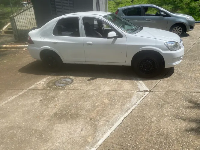 Chevrolet Prisma Sed. Maxx/ LT 1.4 8V Econof. 4P 2012