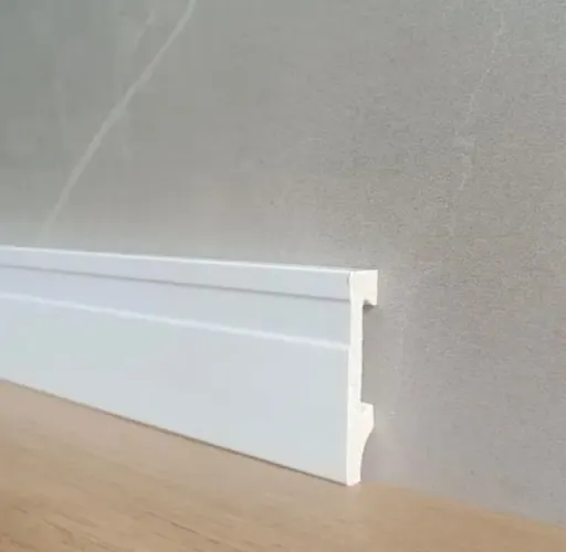 Rodapé Poliestireno Branco 7cm com Friso