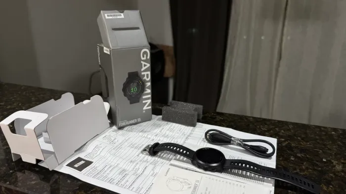 Relógio Garmin Forerunner 55 Monitor Cardíaco E Gps 42mm Black Mesh Black Preto