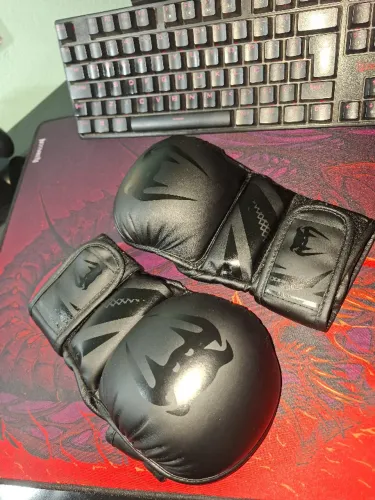 Luvas de Treino Venum Challenger 3.0 (NOVAS) Pretas Tam M