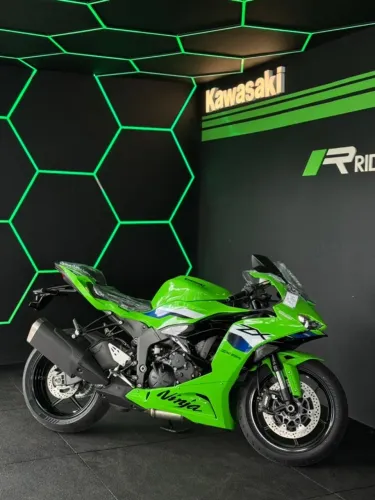 Kawasaki Ninja ZX-6R 2026 0KM Verde