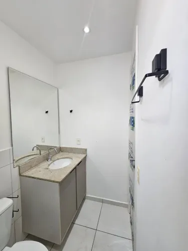 Alugo apartamento no condomínio reserva inglesa ?Liverpool