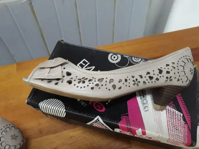 SAPATOS FEMININOS
