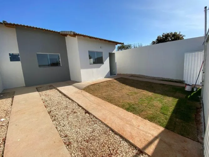 Casas de 3 ou 2 quartos, com ou sem suíte. Entrada Facilitada. Jardim Imperial ou Park Sul