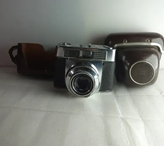 Maquina fotografica  zeiss ikon   modelo condessa LKE  alemã