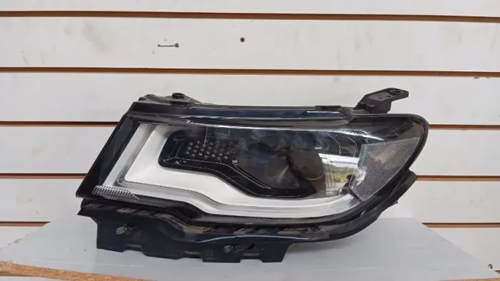 FAROL ESQUERDO JEEP COMPASS 2018