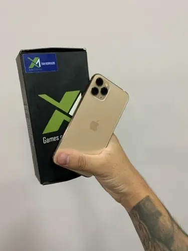 iPhone 11 Pro dourado com garantia / entregamos na sua casa 