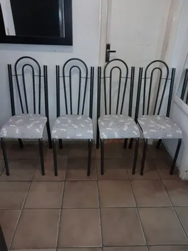 DESAPEGO! 4 CADEIRAS TUBOLAR, LEIAM: