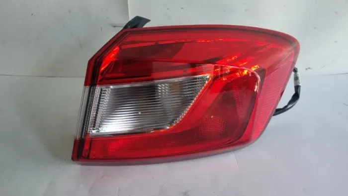 Lanterna traseira LD Chevrolet GM Cruze 2017/2021 LT 42671609