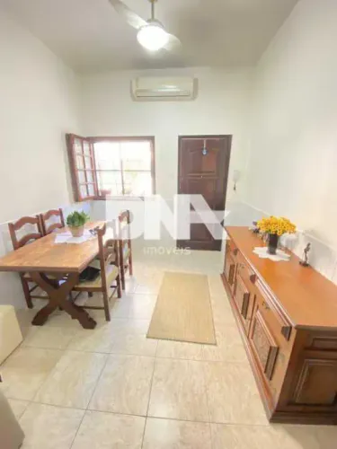 Casa de Vila - Duplex / Residencial / Catete
