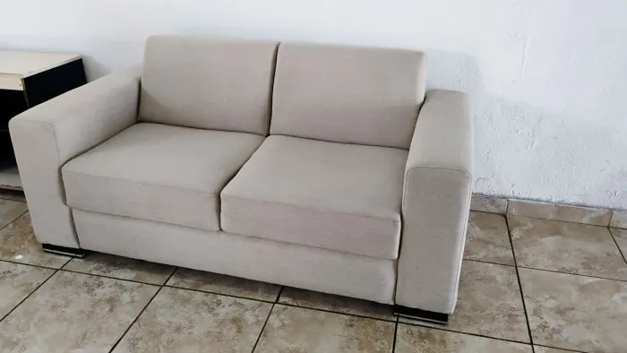 Sofá em linho de 2 Lugares - Novo - Bege