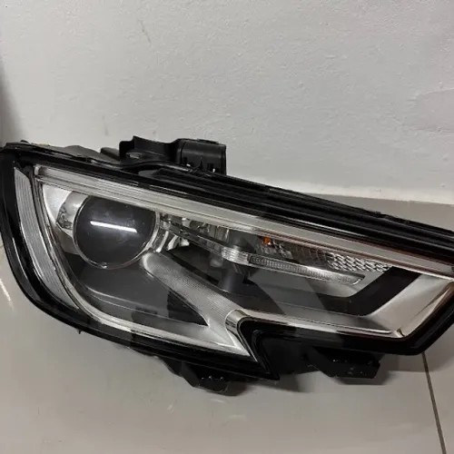 Farol Audi A3 Xenon Lado Direito Original 2017 A 2021