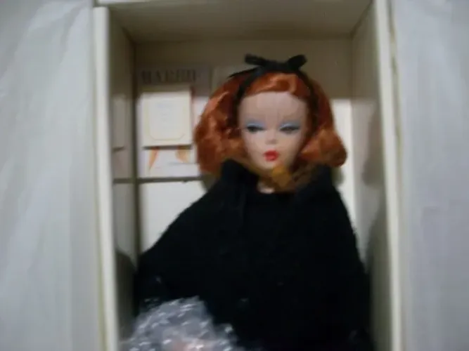 Barbie Silkstone Fashion Editor