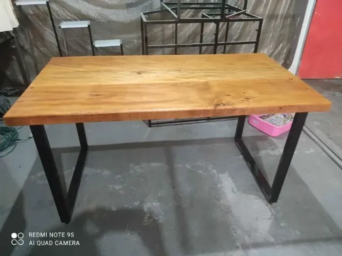 Mesa estilo industrial 