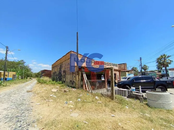 Terreno Comercial/Industrial à Venda em Passaré, Fortaleza (1.352,00 m²)  Aceita Financiam