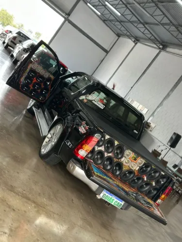Toyota Hilux CD SRV - SOM AUTOMOTIVO