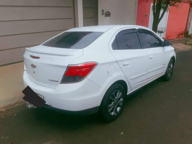 Vende-se Prisma Único dono 