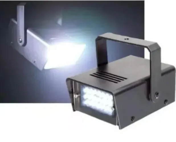 REFLETOR  HOLOFOTE LED STROBO BRANCO