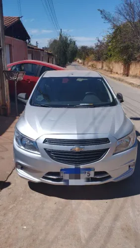 Chevrolet Onix JOY Hatch 1.0 8V Flex Mec. 4P 2017