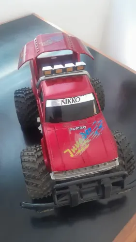 Carrinho Nikko Jeep "Colecionador"