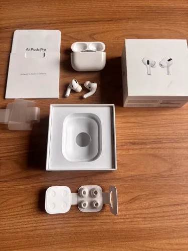 AirPods Pro - 1a Geração