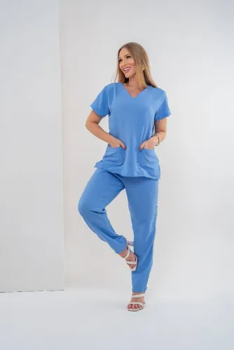 Conjunto privativo hospitalar azul celeste em oxfordine