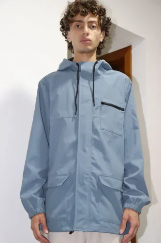 Brechó Parka Azul com Capuz - Conforto e Estilo